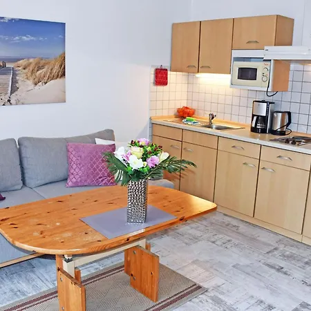 Ubytování v soukromí Kleine Mit Terrasse Und Gartenblick Gustow (Vorpommern-Rugen)